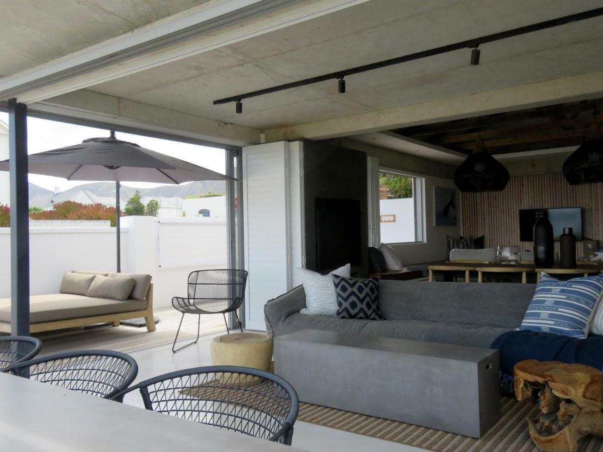 Troon Beach Cottage Hermanus Dış mekan fotoğraf