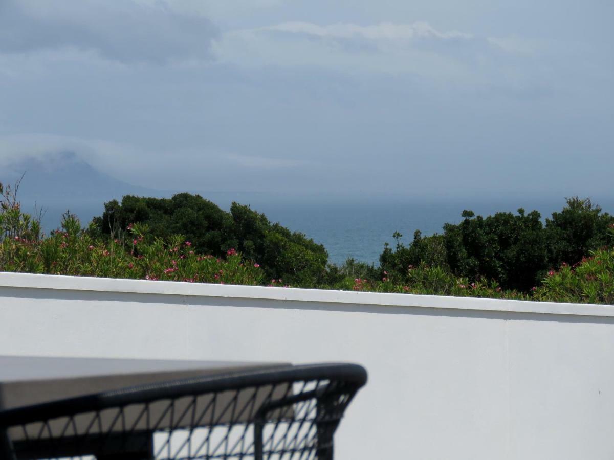 Troon Beach Cottage Hermanus Dış mekan fotoğraf